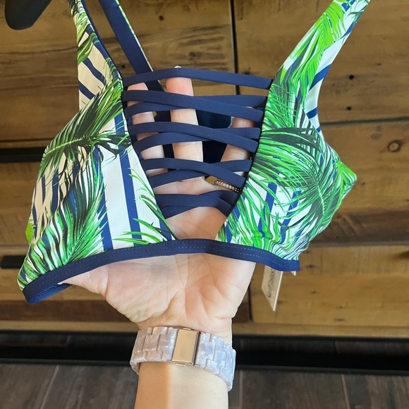 NEW! Tini Bikini 👙 Print + Navy. Top only - Picture 7 of 8